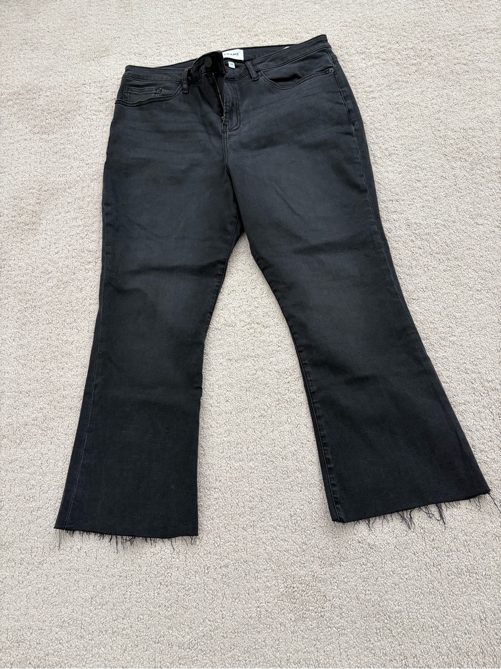 Frame Denim Le Crop Mini Boot Black Flare Jeans with Raw Hem Size 33